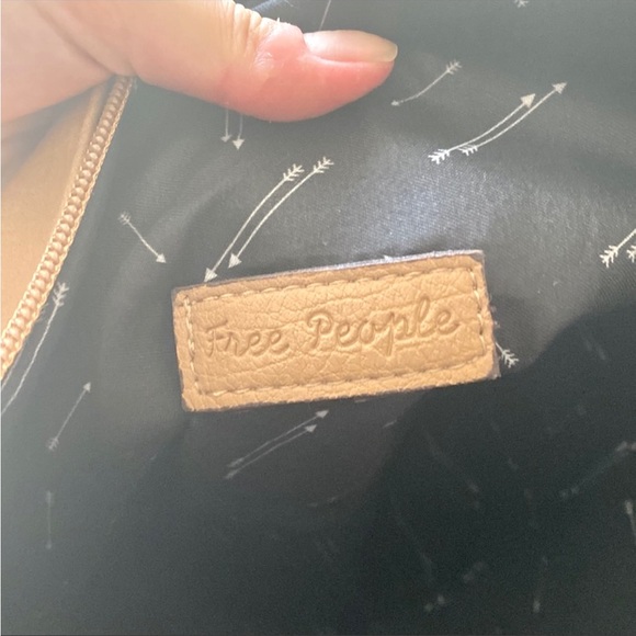 NWOT Free People 3 in 1 Cream Slouchy Tote - Picture 7 of 12